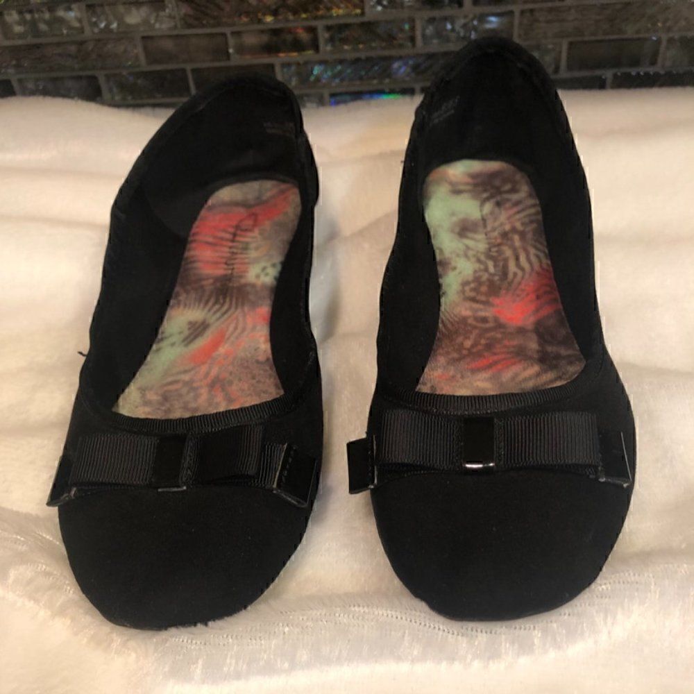 Cute Suede Black Flats 